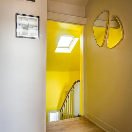 Apartment Etablissement Avec Deux De Trois Centre Ville, Proche