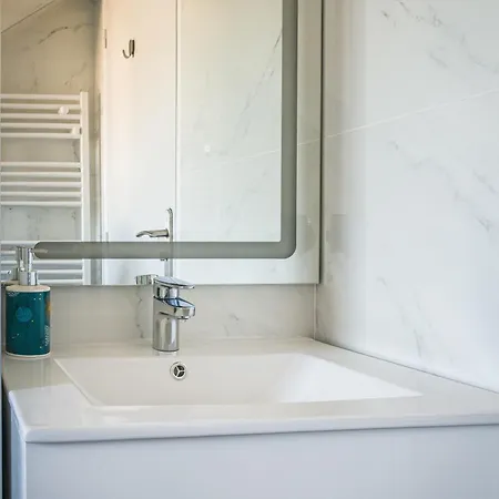 Centre Ville, Appartement 3 Chambres, Lumineux Daire Dieppe