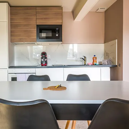 Centre Ville, 3 Chambres, Lumineux Apartamento